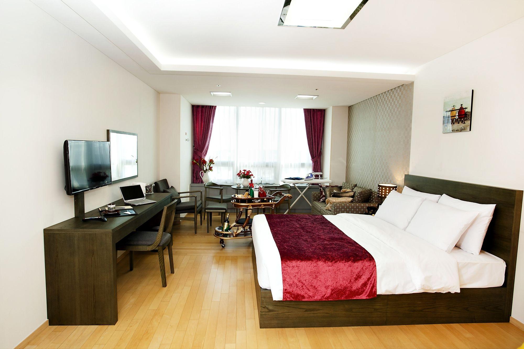 Hotel Hu Incheon Airport Exteriör bild