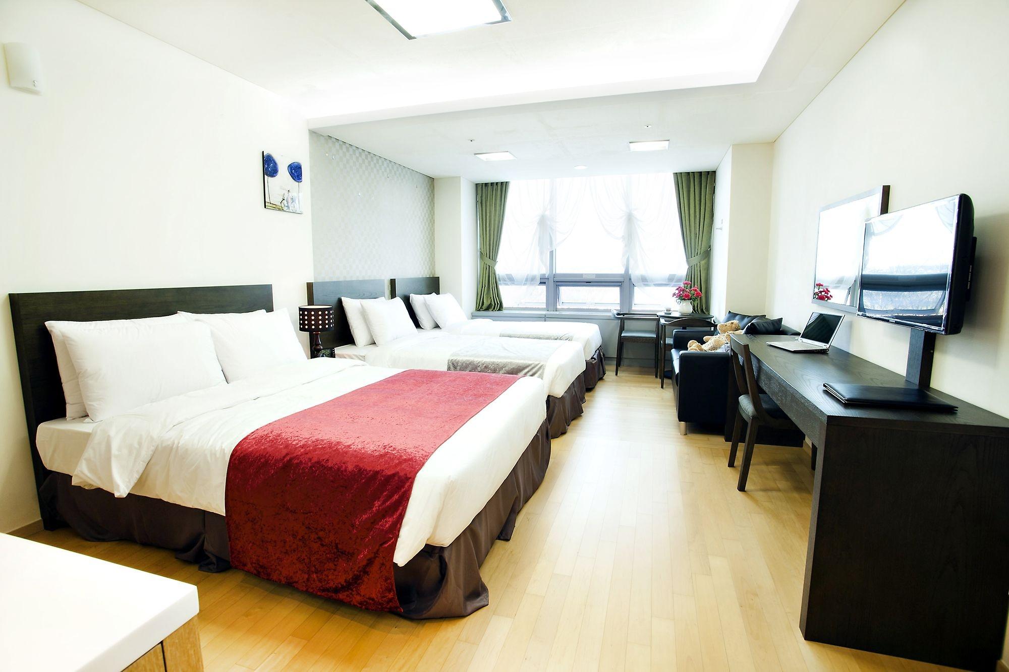 Hotel Hu Incheon Airport Exteriör bild