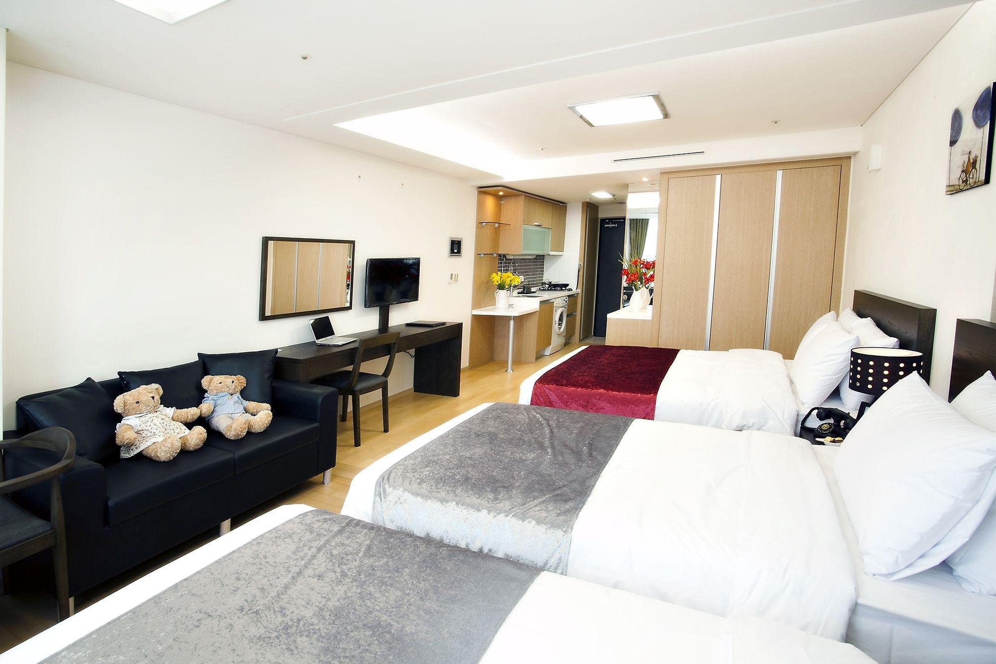 Hotel Hu Incheon Airport Exteriör bild